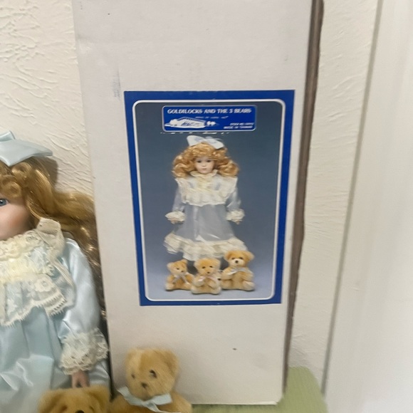 House of Lloyd Toys Vintage Goldilocks And The Three Bears By House